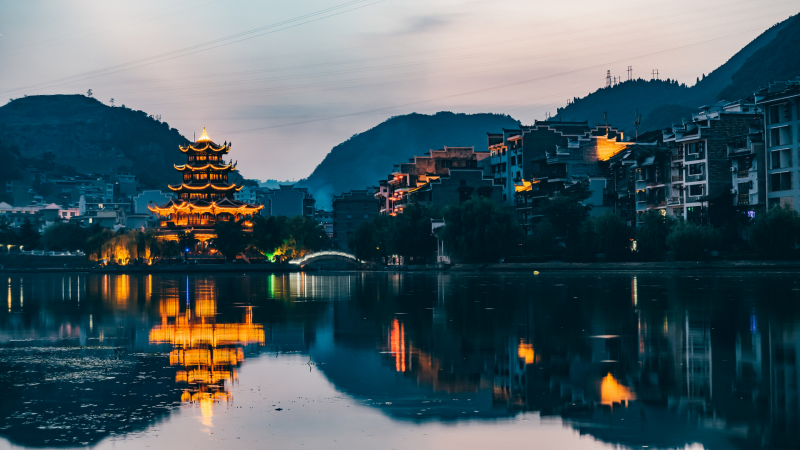 685a53dbc7f1f.png 凯里.png