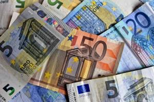 686ddb12b4d03.jpg 欧元.jpg