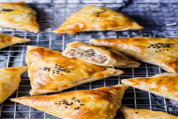 686e358324cd4.jpg 烤包子.jpg